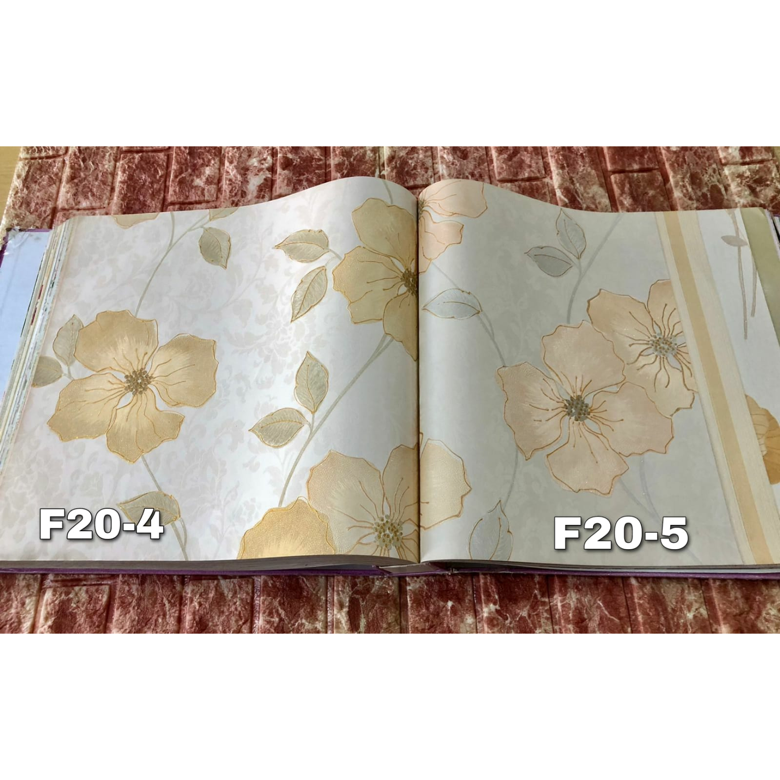 WALLPAPER DINDING BUNGA BESAR RANTING DAUN ORANGE UNGU HIJAU FLOWER STORY