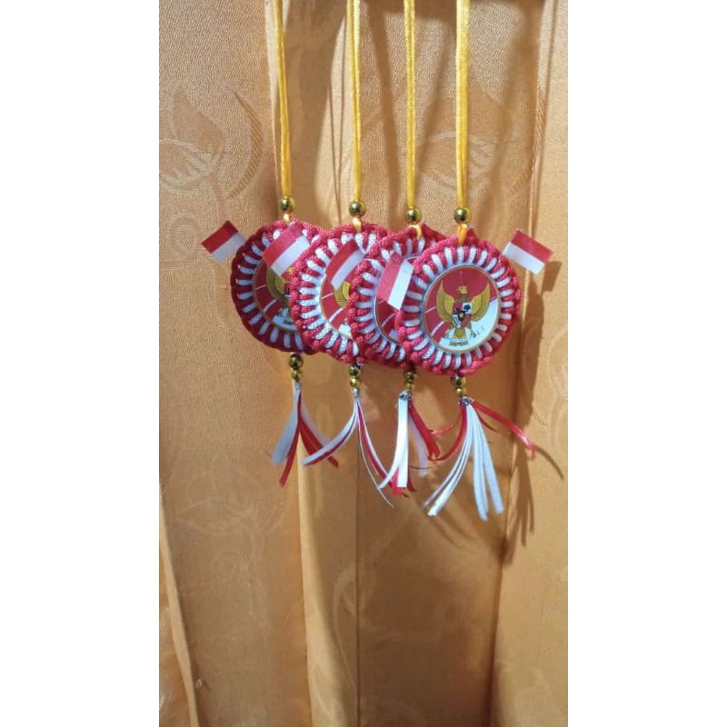 BENDERA GANTUNGAN MEDALI MERAH PUTIH