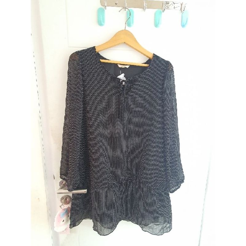 atasan sifon hitam polkadot 043