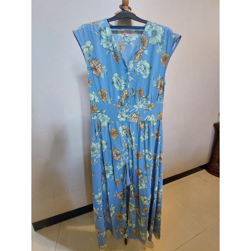 Preloved Karoro flower long dress
