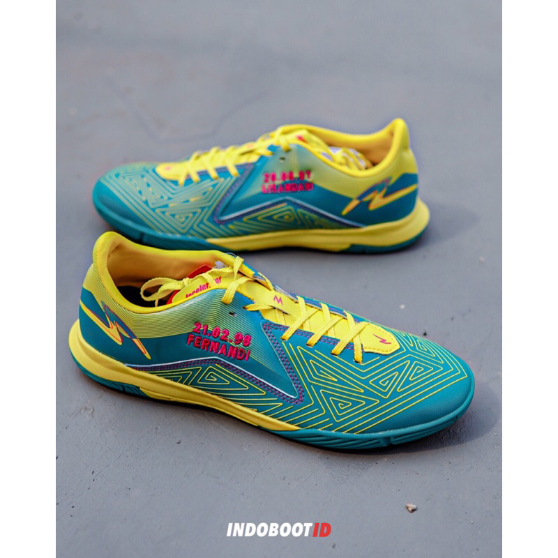 Specs Accelerator Illuzion 3 Pro In