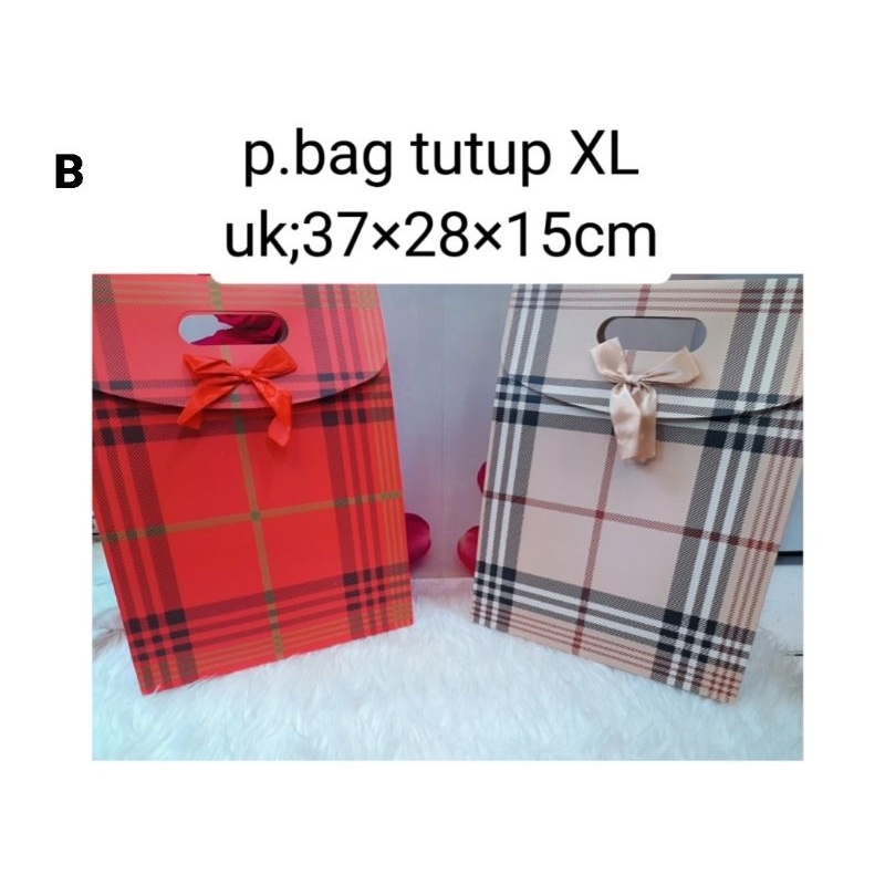 

Paperbag Tutup Ukuran XL / Paperbag Ukuran XL Tutup Harga Per 1 Lsn Isi 12 Pcs