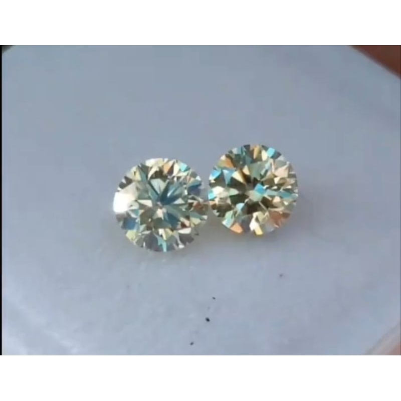 BWRLIAN UTUH-LEPASAN-BERLIAN ASLI-BANJAR-NIKAH-KAWIN-EROPA-KUNING -CINCIN-LIONTIN- Vs1 Vvs2