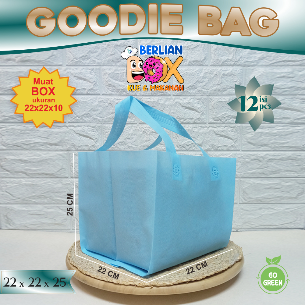 

Goodie Bag Box 22x22x25 cm Tas Spunbond Handle Kotak Dus Box Nasi Tebal 65gsm