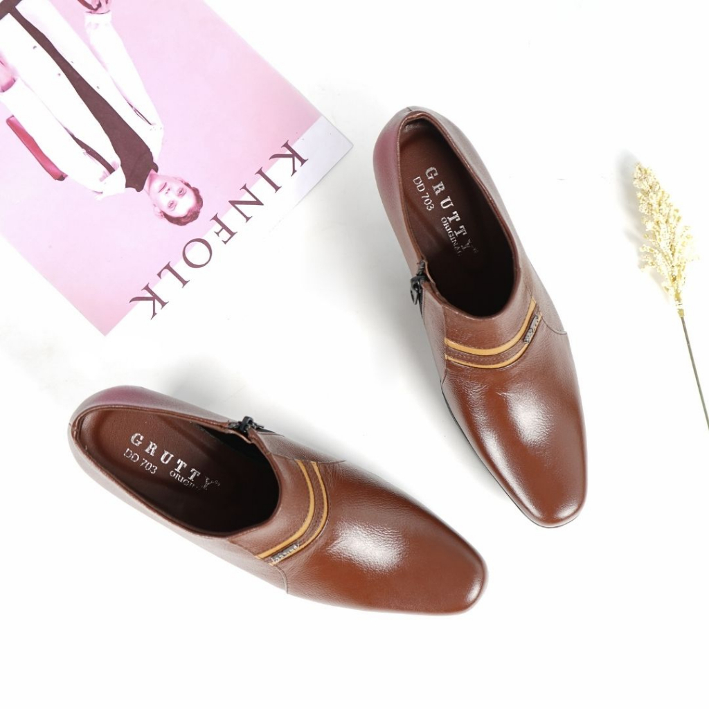 Sepatu Wanita Pantofel Boots 5cm PDH Polwan Pns Kerja Kulit Asli Coklat