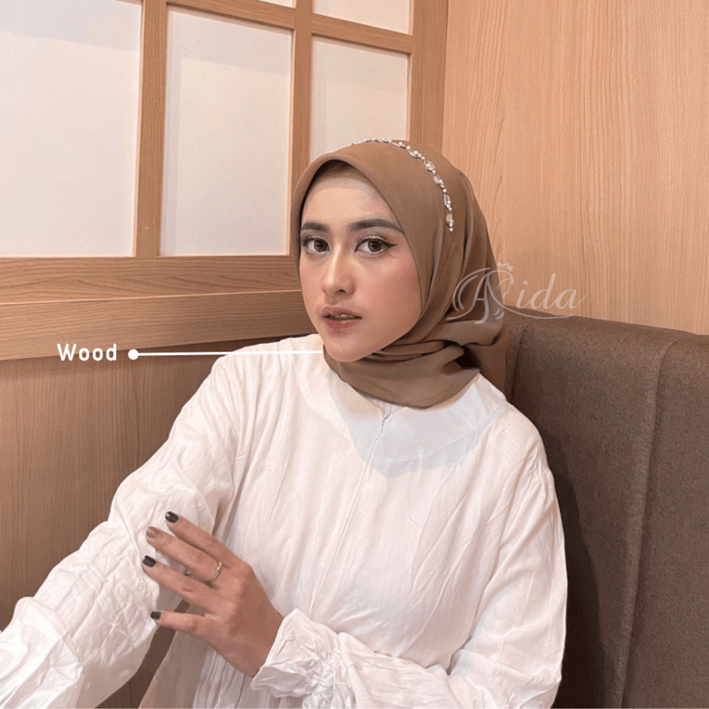 Segiempat Bella Payet Bando Pearly Polycotton Premium