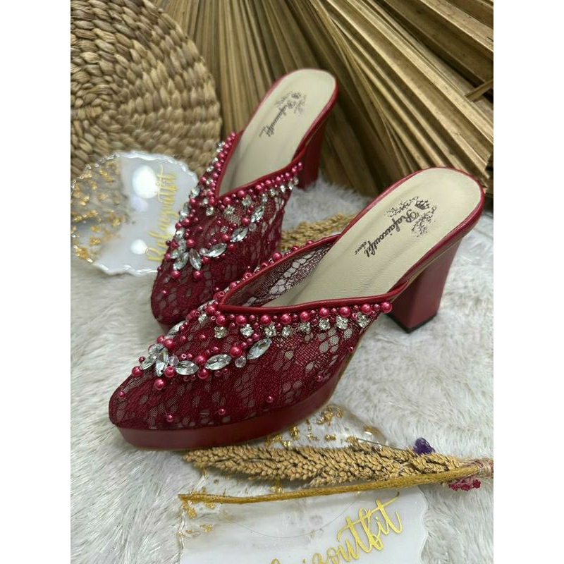 Sepatu wedding pesta Cantik Amirra Maroon 9cm tahu