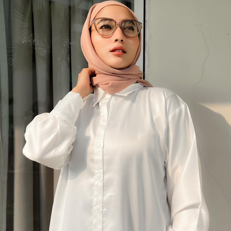 Amari Blouse - Kemeja Satin Oversize - Kemeja Kantor - Kemeja Casual - Blouse Satin