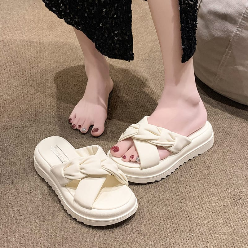 DM 27 SANDAL WANITA TRENDY