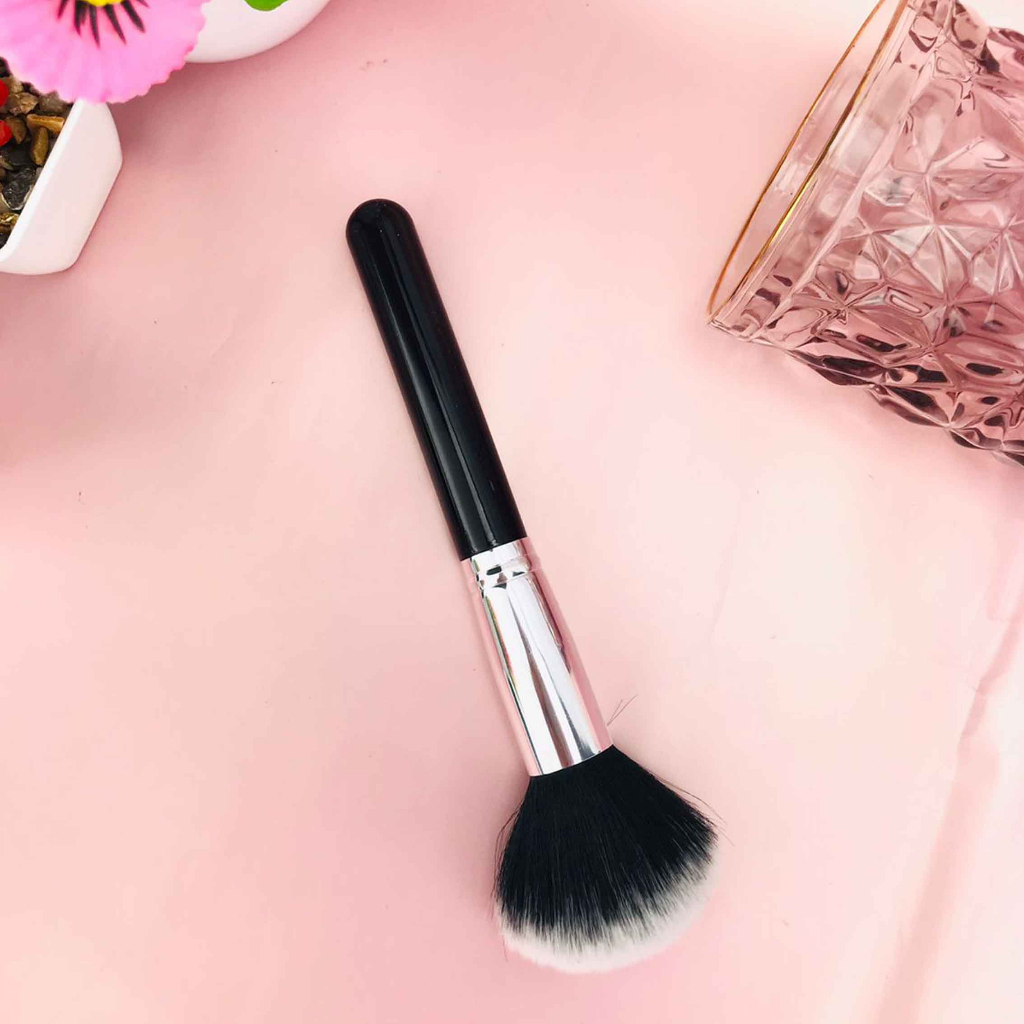 Rui Bla Brush / Brush Make Up / Kuas Kecantikan / Aksesoris Make Up