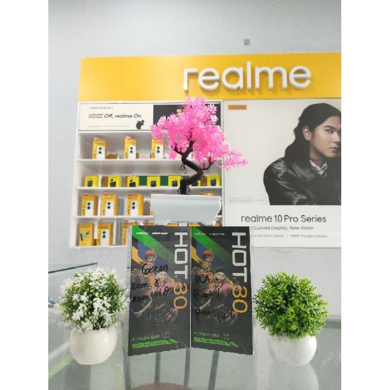 Infinix Hot 30 ram 8/128 New