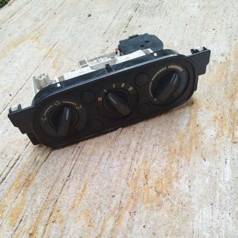 SAKLAR AC SWITCH SUZUKI APV ARENA