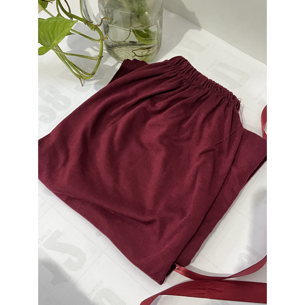 ( PRELOVED ) Rok span panjang warna merah / rok kerja span / rok hijab / rok kasual