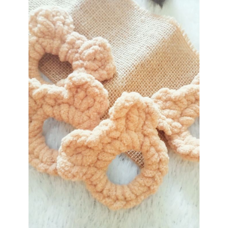 bear hair tie crochet/ikat rambut rajut/scrunchies lucu/ikat rambut lucu/scrunchies aesthetic