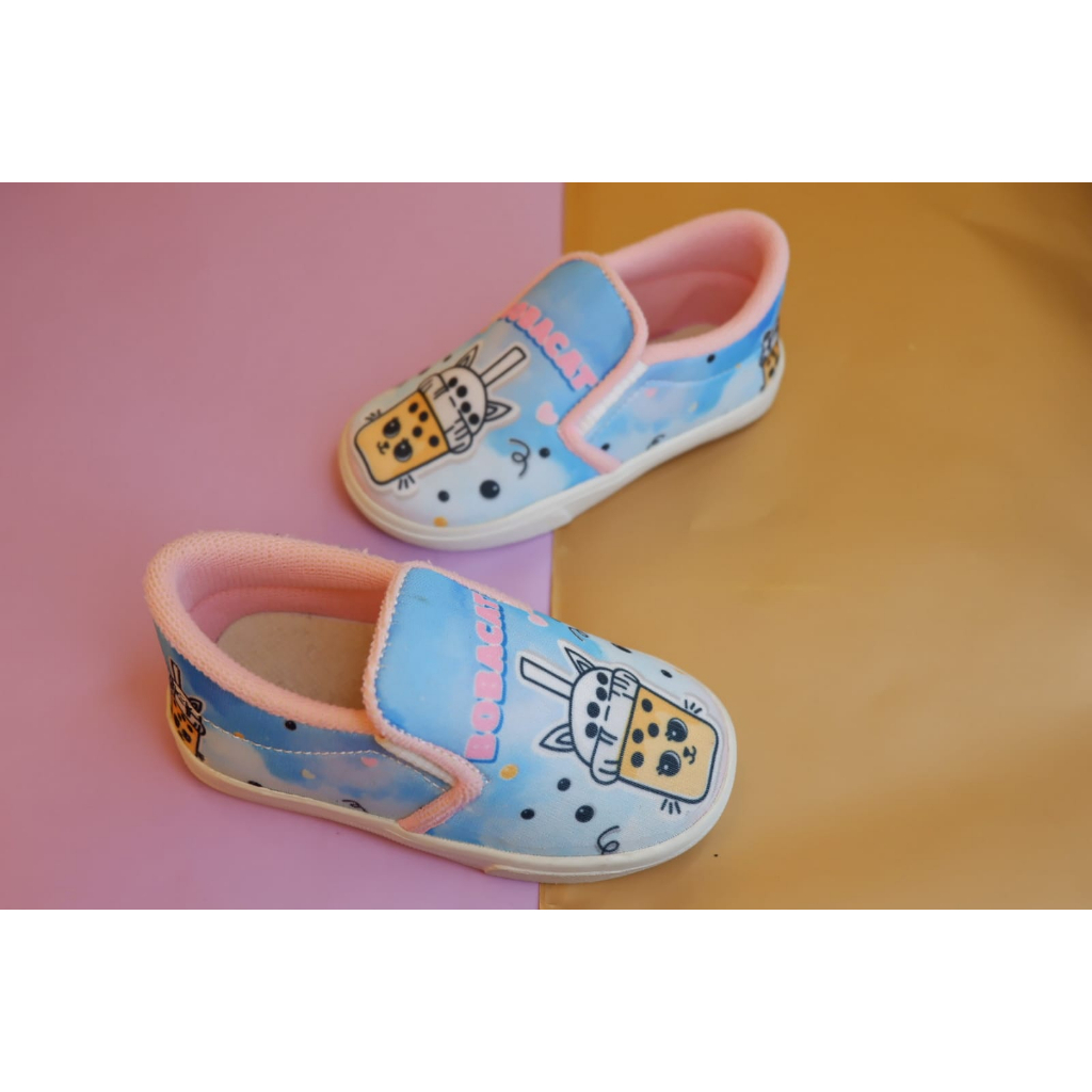 SEPATU ANAK SLIPON MOTIF BOBA BIRU (GRATIS BOX)