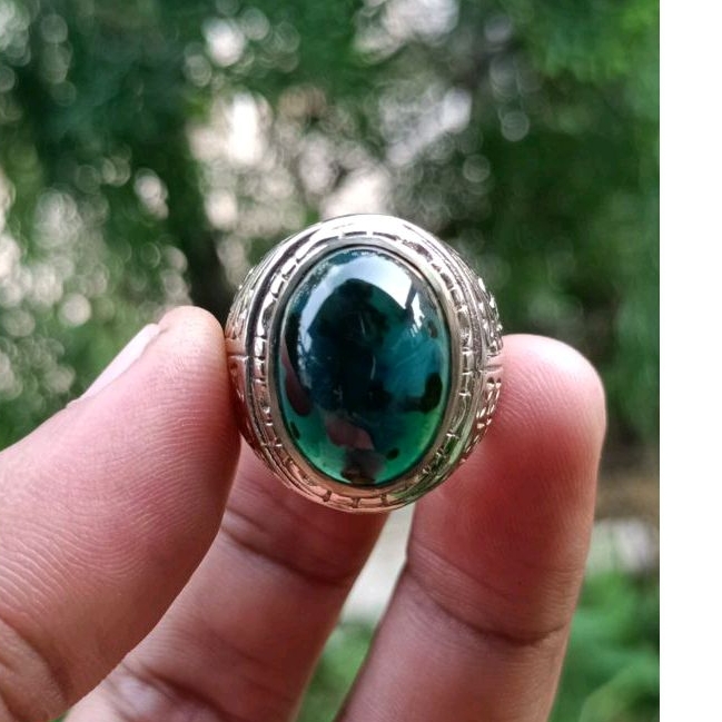 batu cincin bacan doko totol keristal