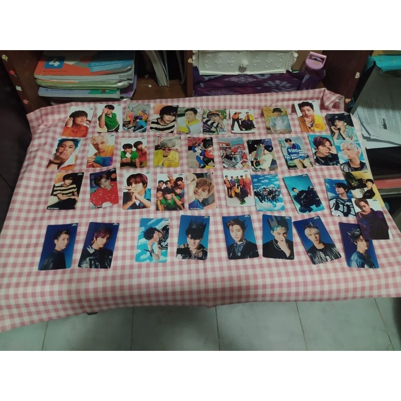 

dapatkan photocard new jeans ,nct,dan bts serba muraah!!(baca deskripsi)