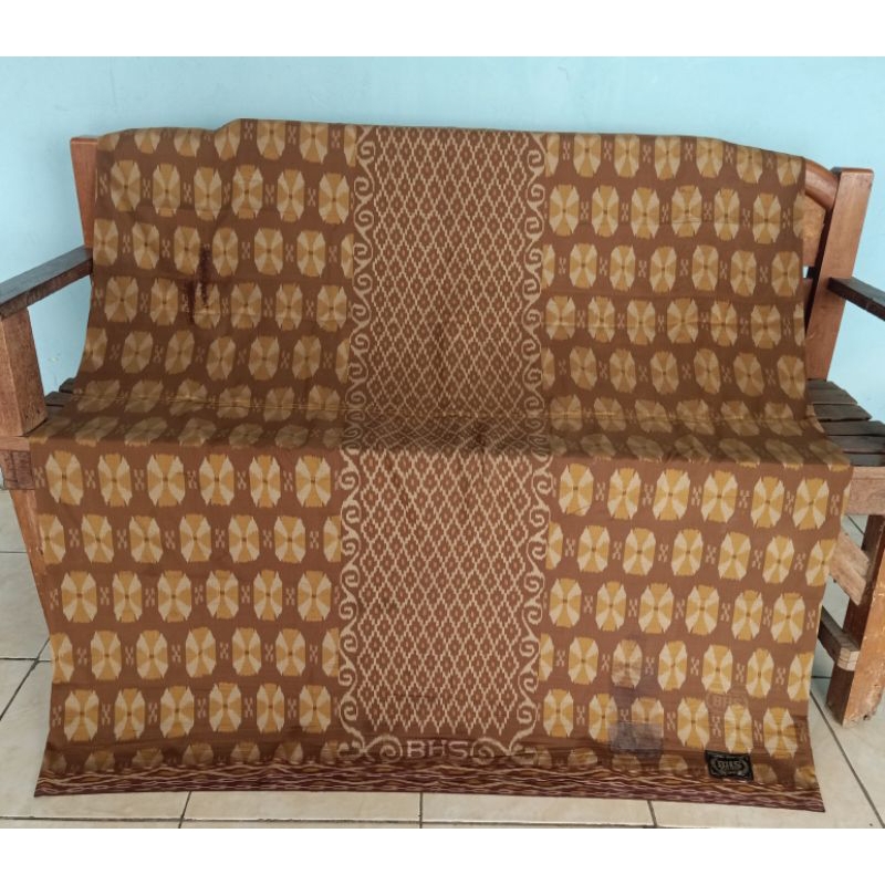 Sarung BHS KWG Fs Istimewa Gold