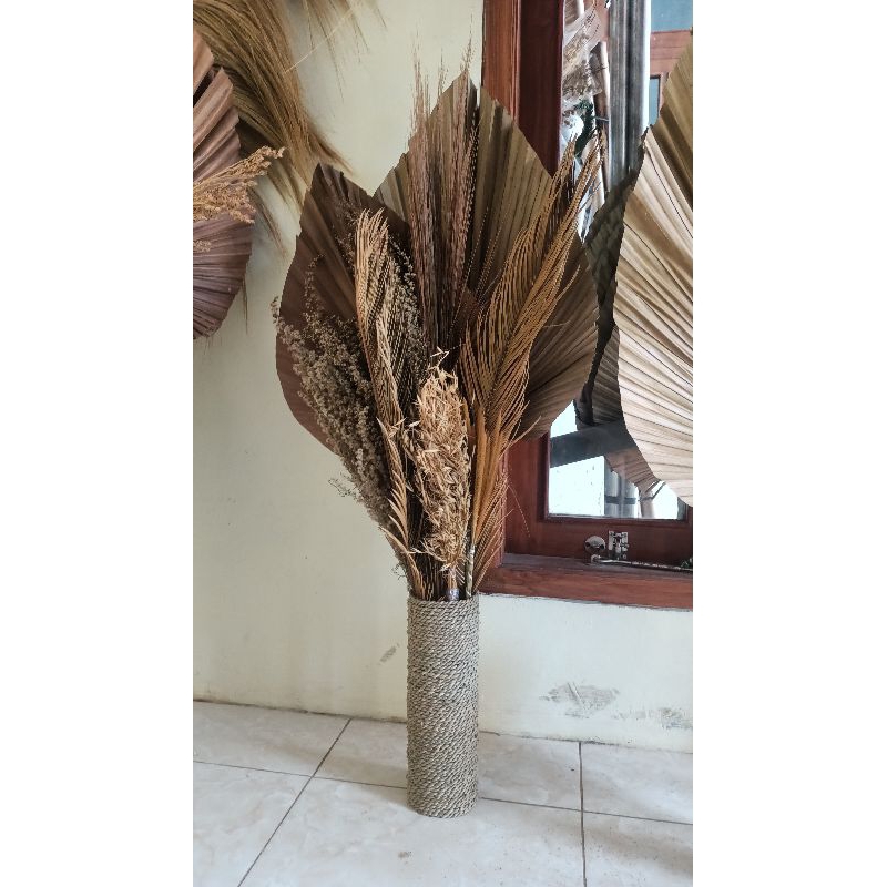 paket palem pampas bunga kering lengkap dengan vas dan bunga kering