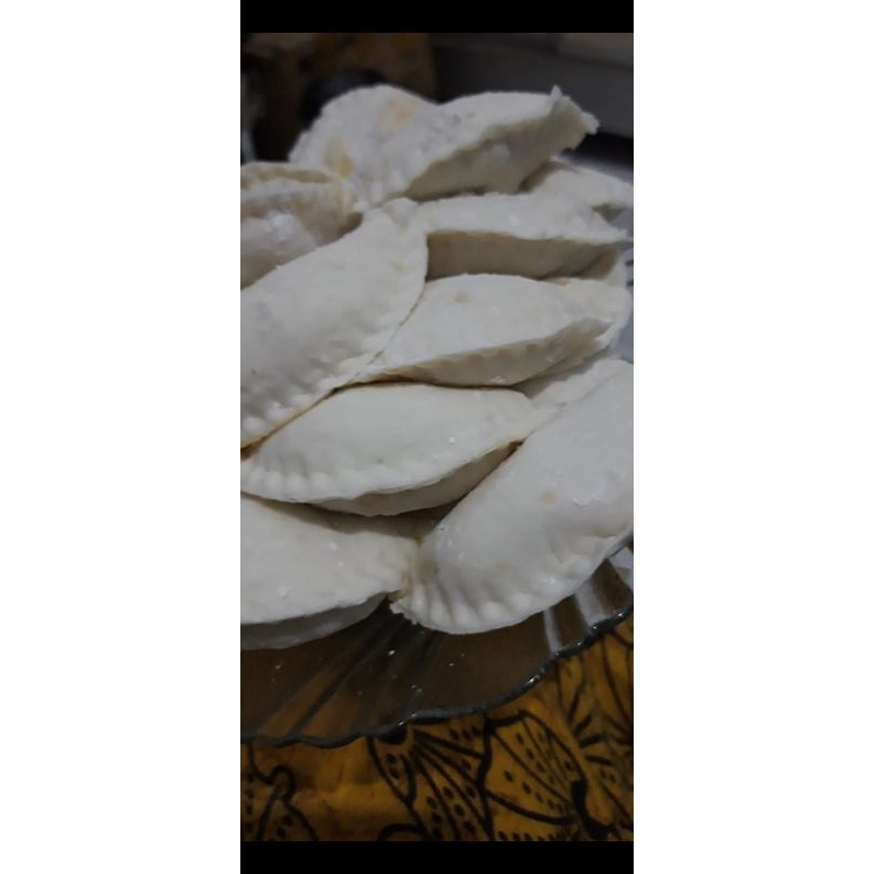 

Cireng Pedas Isi Ayam Suwir