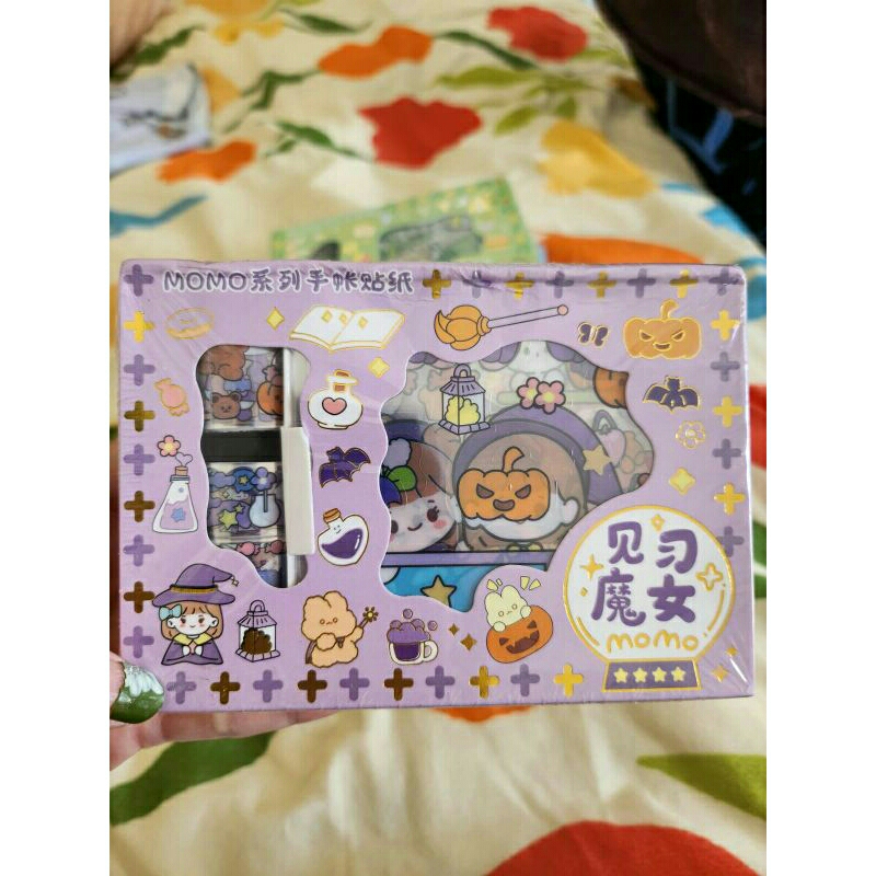 

STIKER MOMO ISI 100 LEMBAR STIKER LUCU WATERPROF