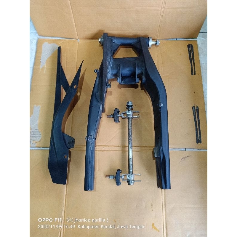 swing arm r25 mt25 original