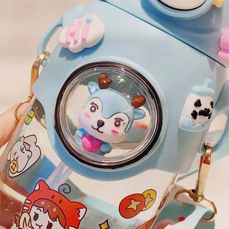 Botol Minum Anak Lucu Unik Kapasitas 700ml Dilengkapi Dengan Sedotan Dan Tali Kode 1933 Bpa free
