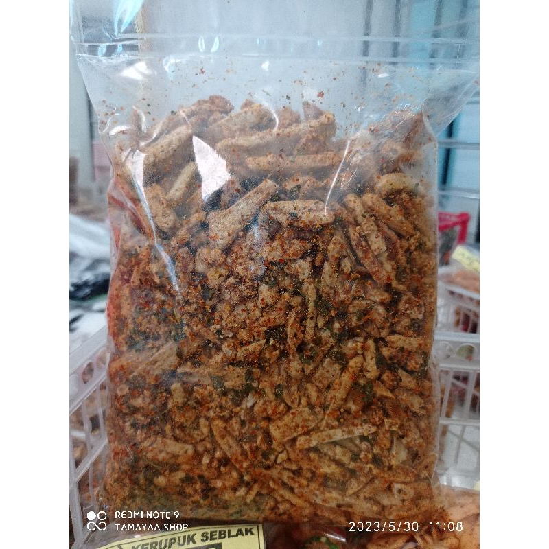 

BASRENG PEDAS DAUN JERUK 1KG/ Basreng pedas murah enak/ Basreng Viral/ Basreng stik