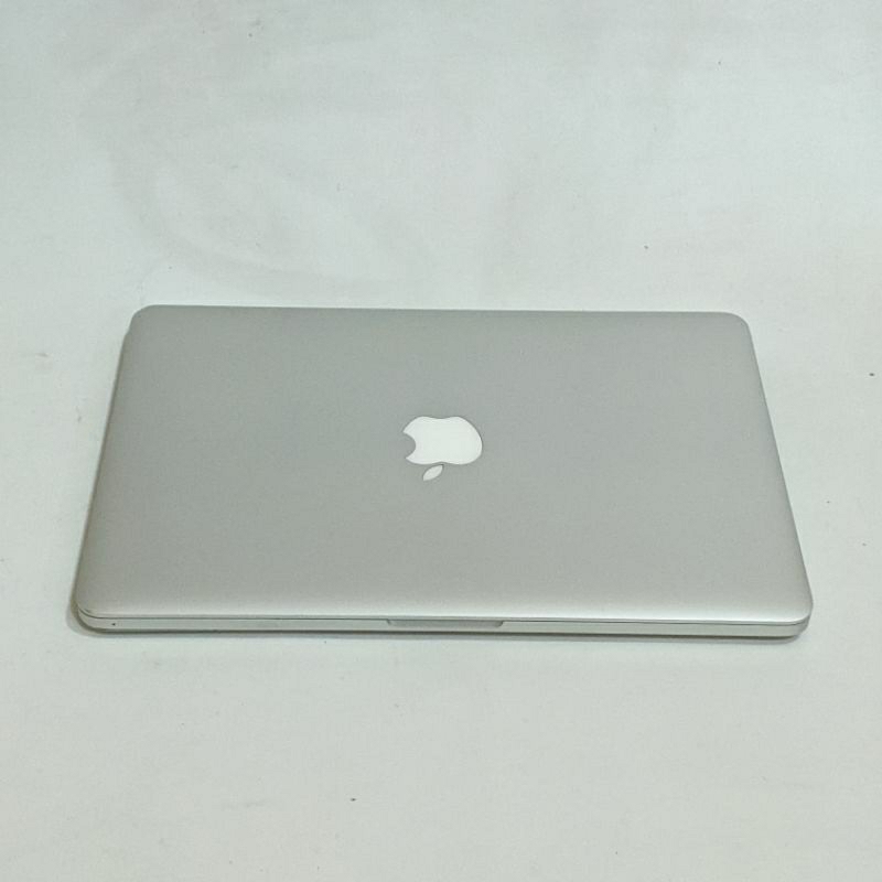 laptop MacBook pro 13 retina 2015 - Core i7 - ram 16gb ssd 512gb