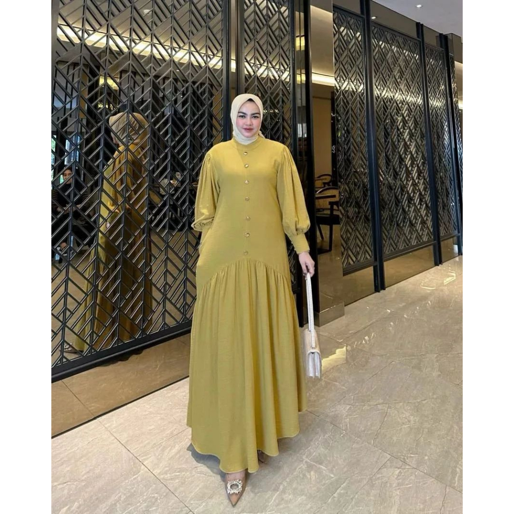 Gamis Kondangan Warna Sage Terbaru2023  Dress Crinkle Levira Maxy OOTD Fashion Muslim Stylis Minimalis Aoutfit Wanita Remaja Kekinian Gamis Bahan Impor Murah Terlaris Aplikasi Kancing Depan Model Viral Trending