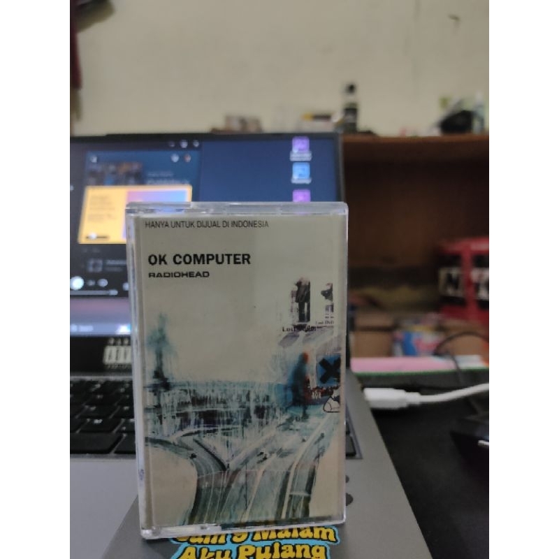 Kaset Radiohead Album OK Computer