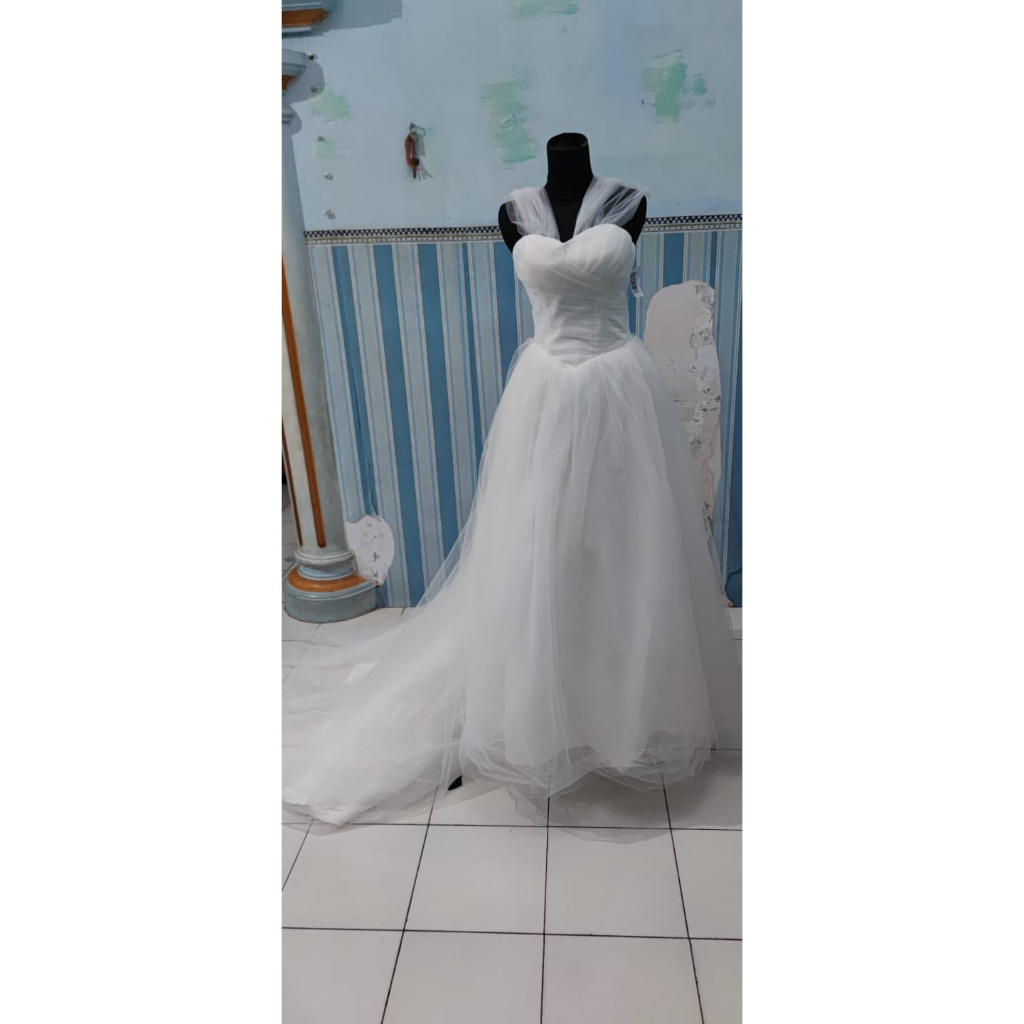 GAUN PENGANTIN WARNA PUTIH BEREKOR