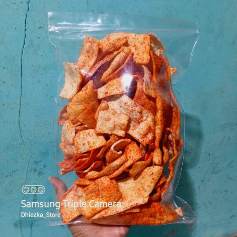 

KERUPUK SELONDOK PEDAS 200GR || snack kiloan