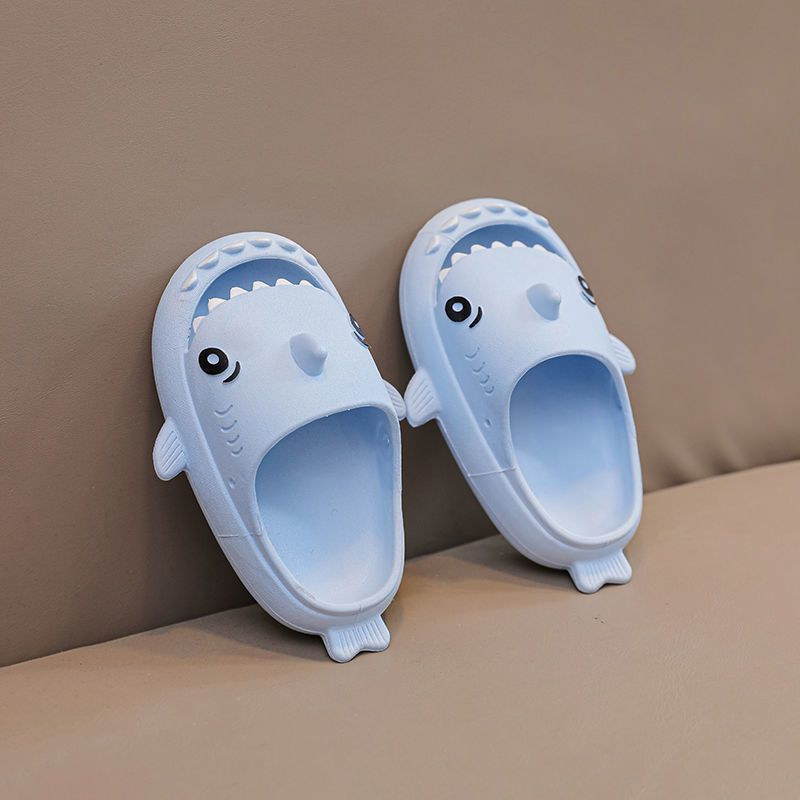 Sandal Anak Baby Shark Jelly Slop Empuk Sendal Karet Karakter Hiu