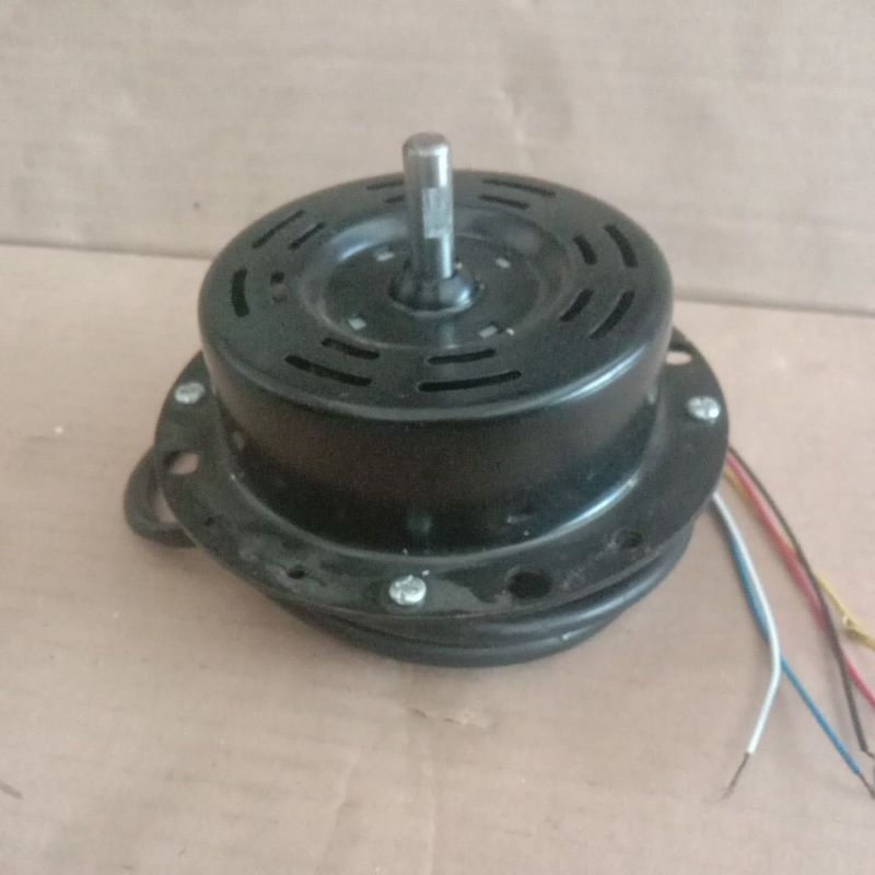 dinamo kipas turbo hitam