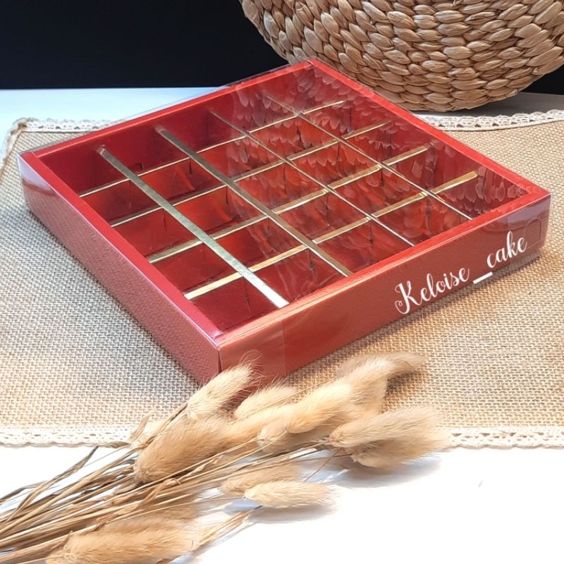 

BOX/ DUS NASTAR SEKAT 25 HOLE ( isi 5 pcs/ @11.000)