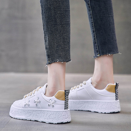 [ Import Design ] Sepatu Sneakers Wanita Import Premium Quality ID207