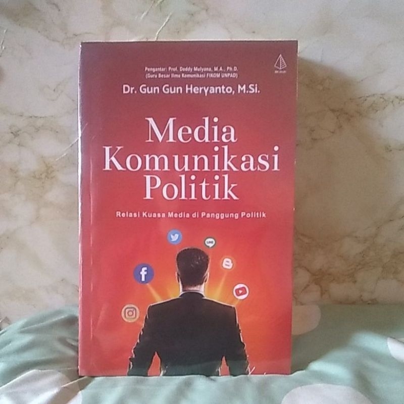 Media komunikasi politik
