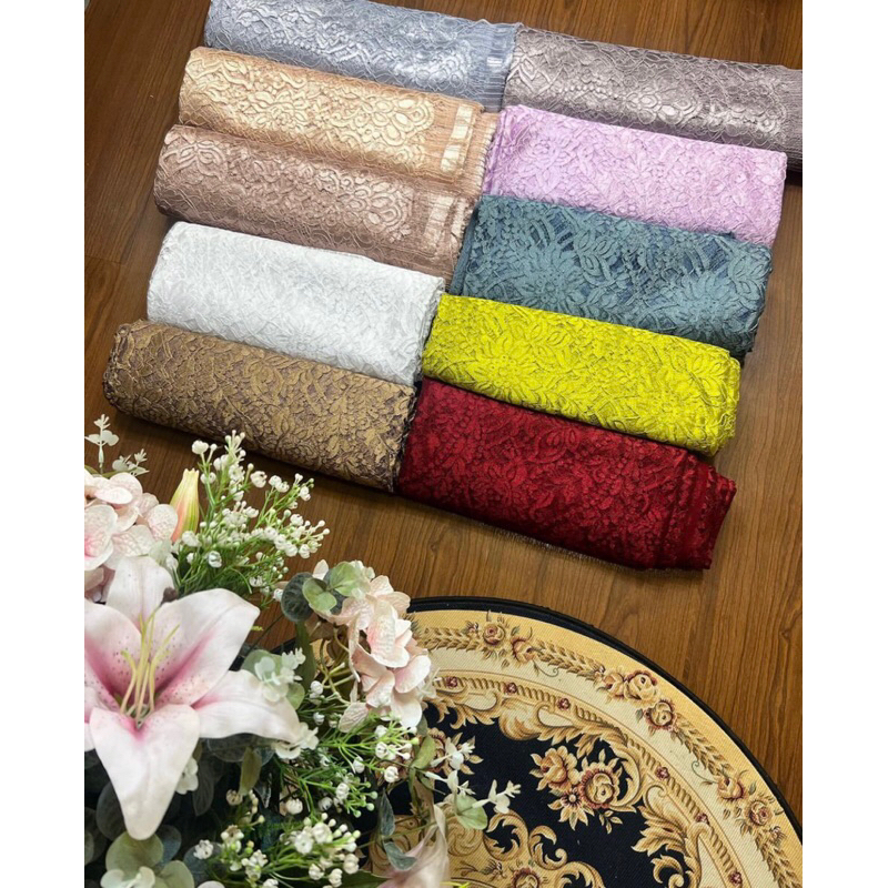 kain kebaya metalik