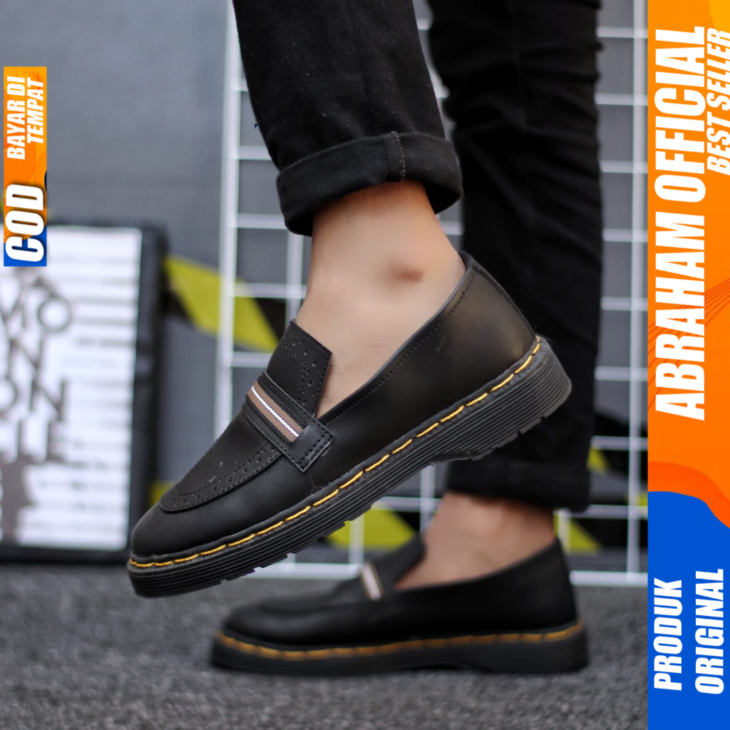 Sepatu Loafers Docmart Formal Pantofel Casual Kerja Hitam Pria