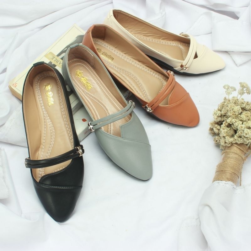 Andas Andis - Sepatu Flatshoes Wanita Ayomi