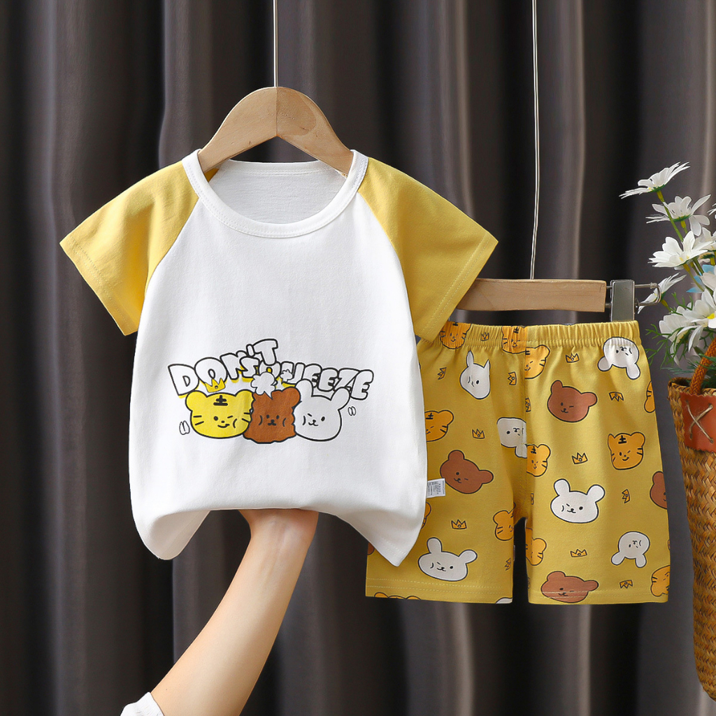 Setelan baju  celana anak import bahan berkualitas unisex cowok cewek ukuran 73cm sampai 120cm