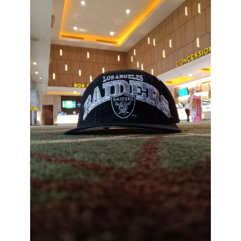 topi Vintage Starter TRIPOWER RAIDERS Los angeles.