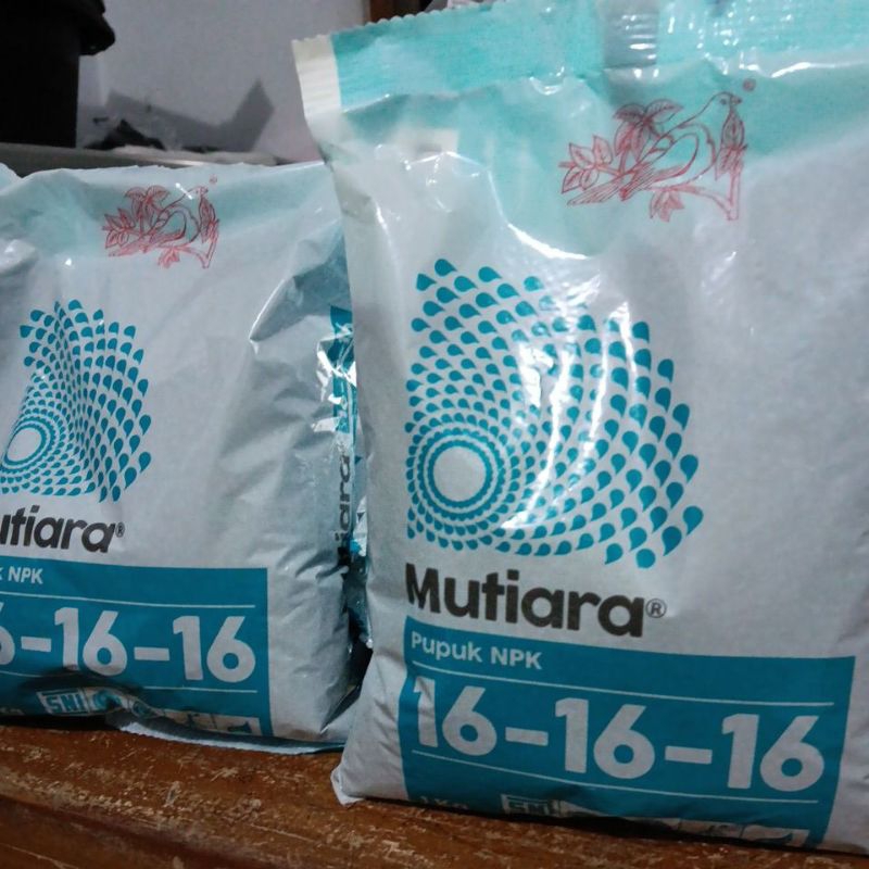 pupuk NPK mutiara 1 kg kemasan pabrik
