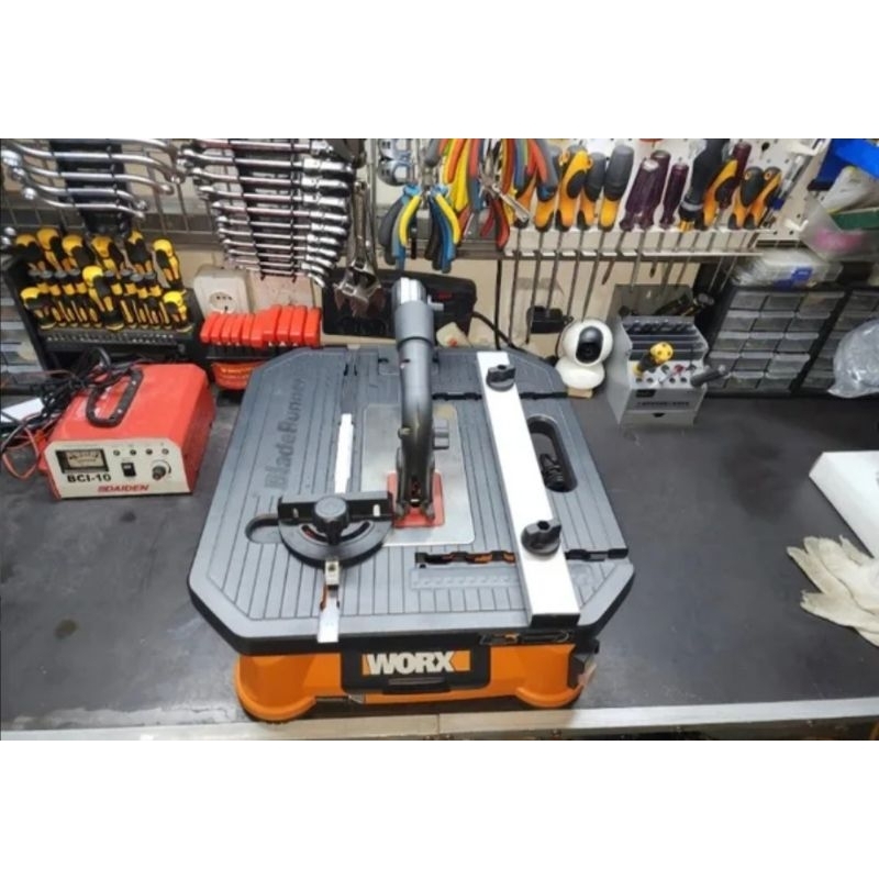 Blade runnerX2 worx meja potong kayu made in USA 650watt