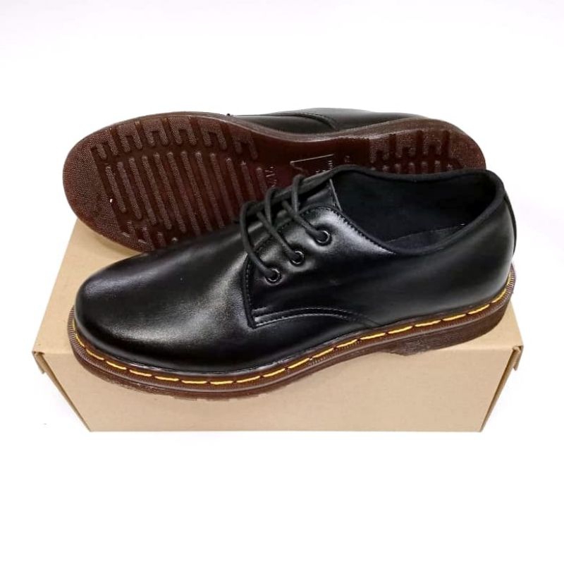 Sepatu dockmart HARGA PROMO!!! kulit sapi asli pendek 3 hole boots - hitam NDC02