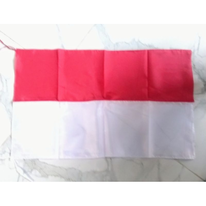 BENDERA MERAH PUTIH SATIN 50x85cm 65x110cm