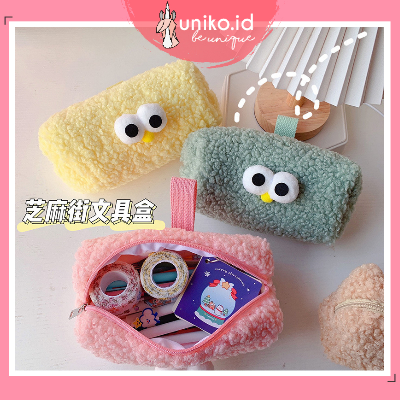 

UNIKO.ID TEMPAT PENSIL MATA ELMO LUCU BULU KRIWUL PENCIL CASE BIG EYES