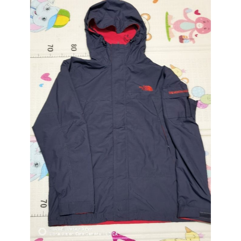 Jaket TNF Saku Samping