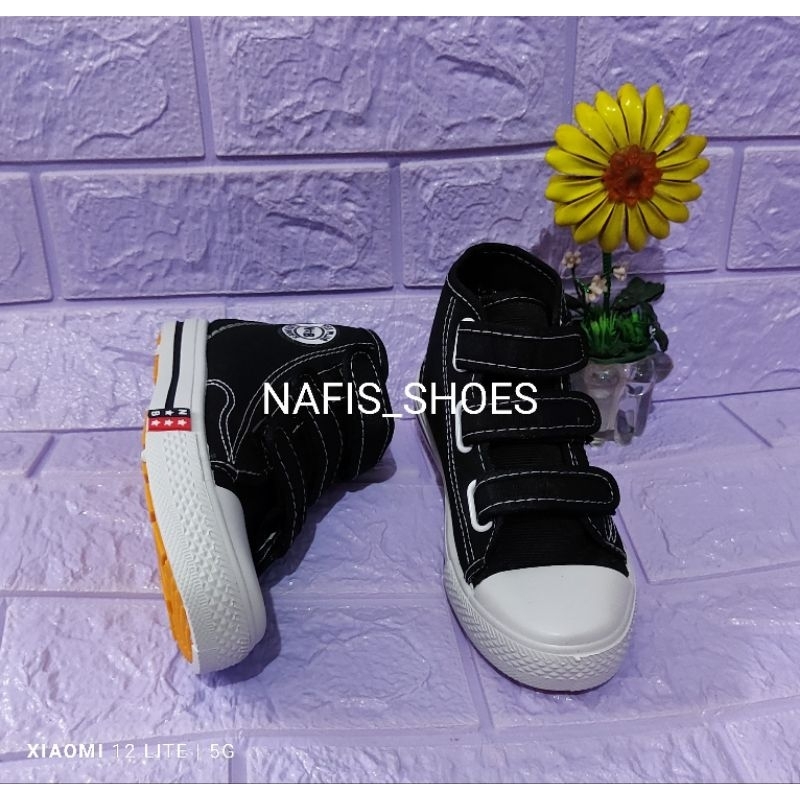 sepatu n#b anak sekolah sol karet anak sd tempel velcro boot unisex cewe cowok size 29/38